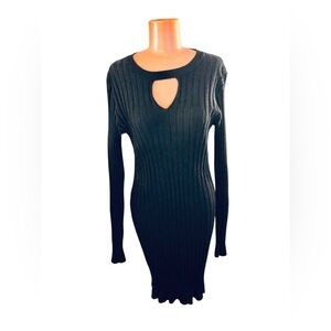 SPECIAL ONE•LONG SLEEVE•CUT OUT•SIZE-XL•SWEATER DRESS